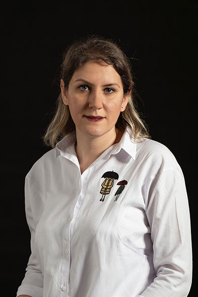 Cansu Keleş, İç Satışlar ve Özel Projeler Uzmanı